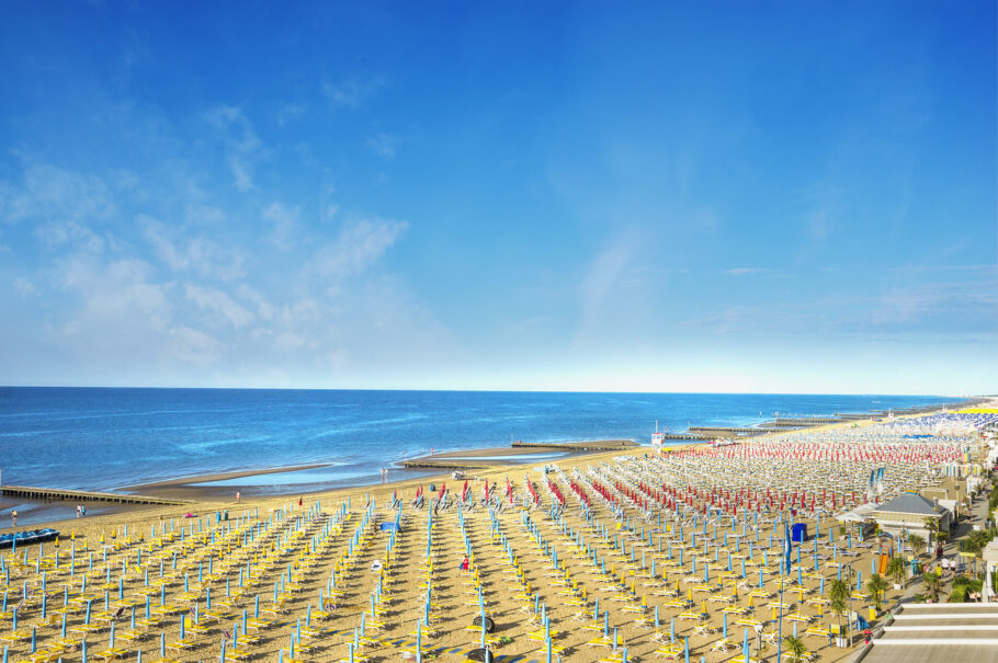 As praias da região de Emilia-Romagna estão entre as mais procuradas pelos turistas no verão europeu