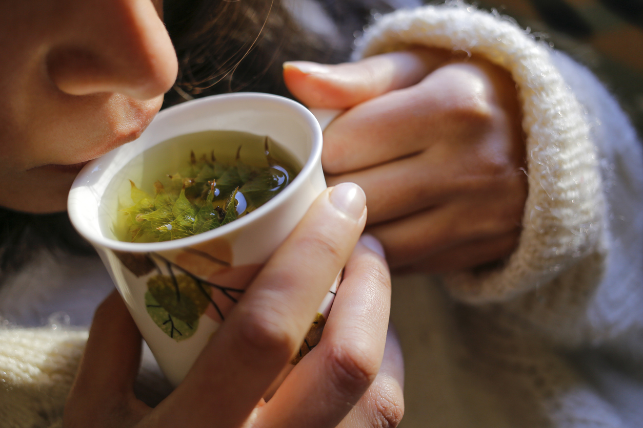 Chá que pode ajudar a combater condições de saúde