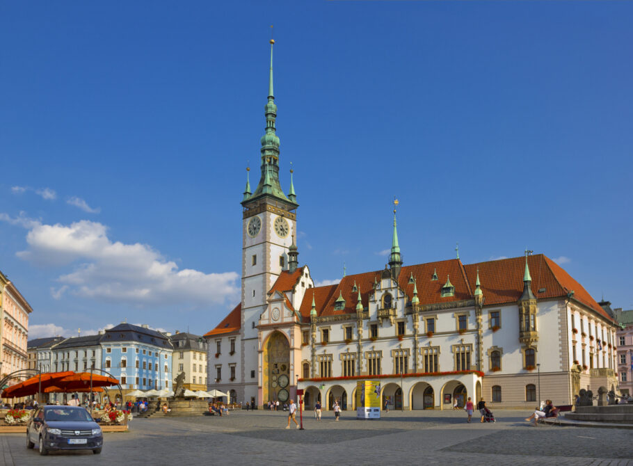 Praça central em Olomouc, na República Tcheca