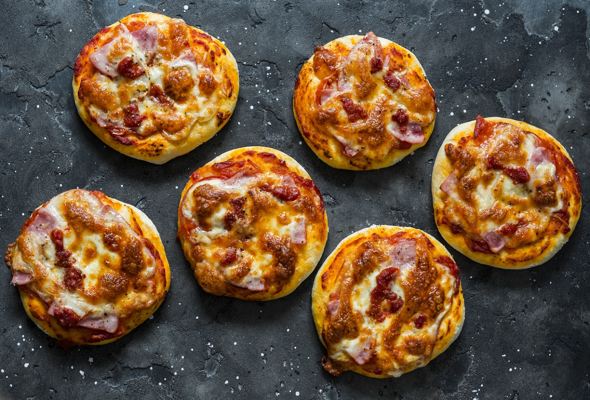 Você não vai acreditar como essas minipizzas ficam incríveis