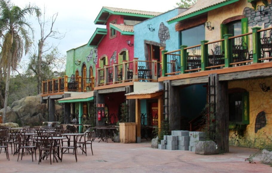 Vila Animália, espaço gastronômico do parque de diversões temático Animália Park