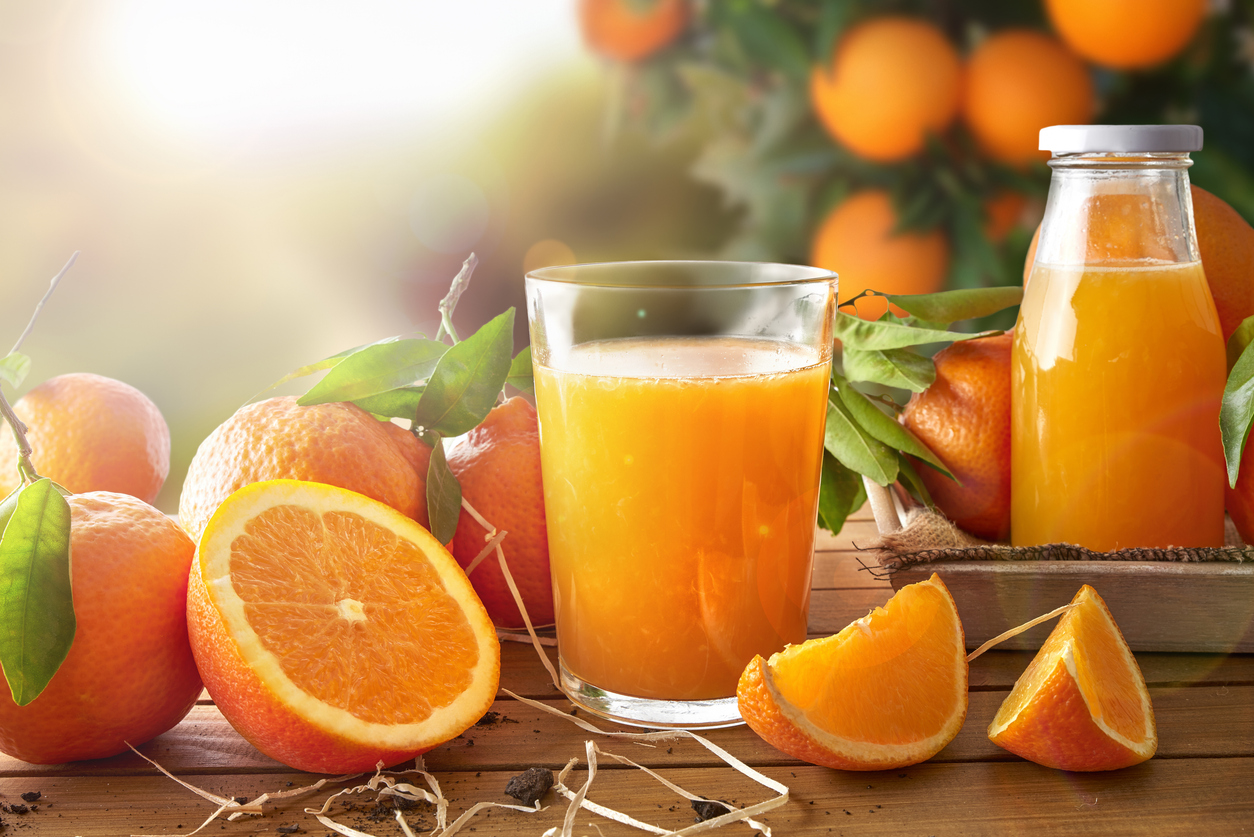 Frutose é o tipo de açúcar naturalmente presente nas frutas, como por exemplo na laranja – iStock/Getty Images