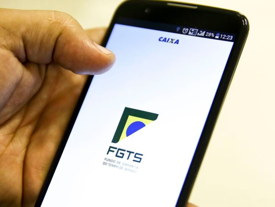 Novidade sobre correção do FGTS SURPREENDE brasileiros