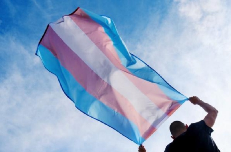 ONG promove curso gratuito para trans, travestis e não binárias