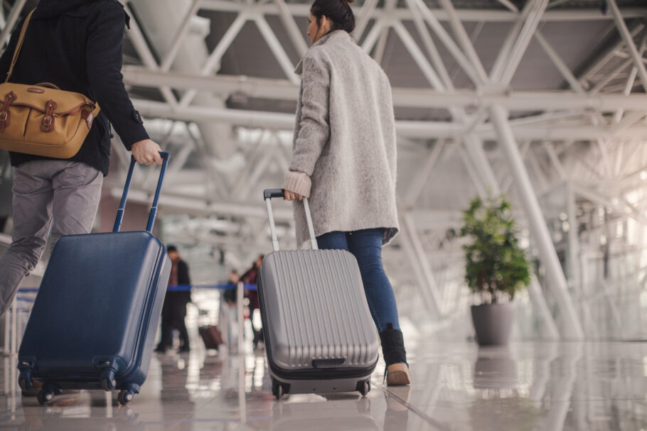 Passageiros que excederem limites serão obrigados a pagar para despachar suas bagagens de mão