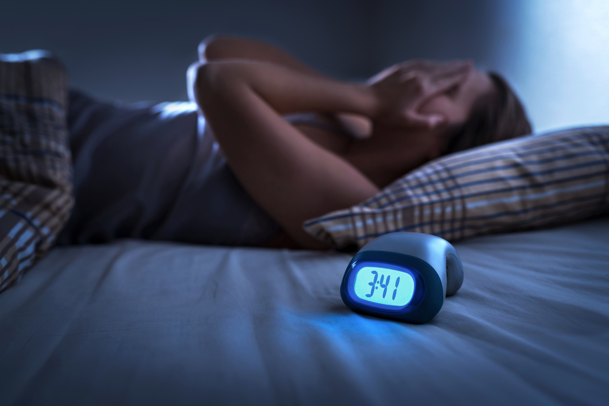 Dormir mal aumenta o risco de AVC