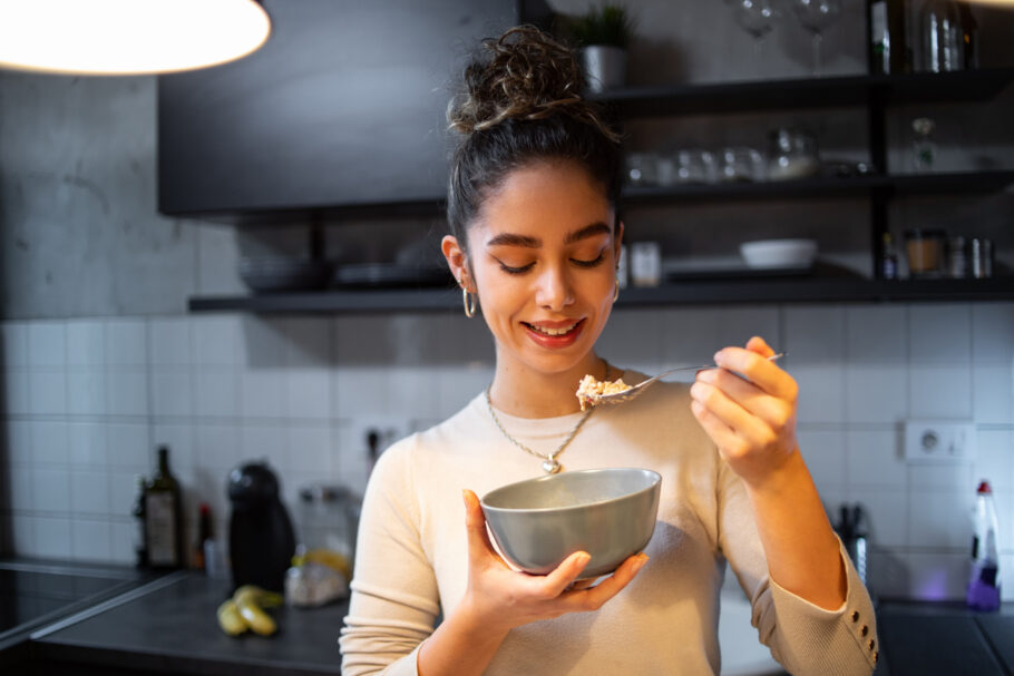 Aveia é um superalimento com vários benefícios à saúde