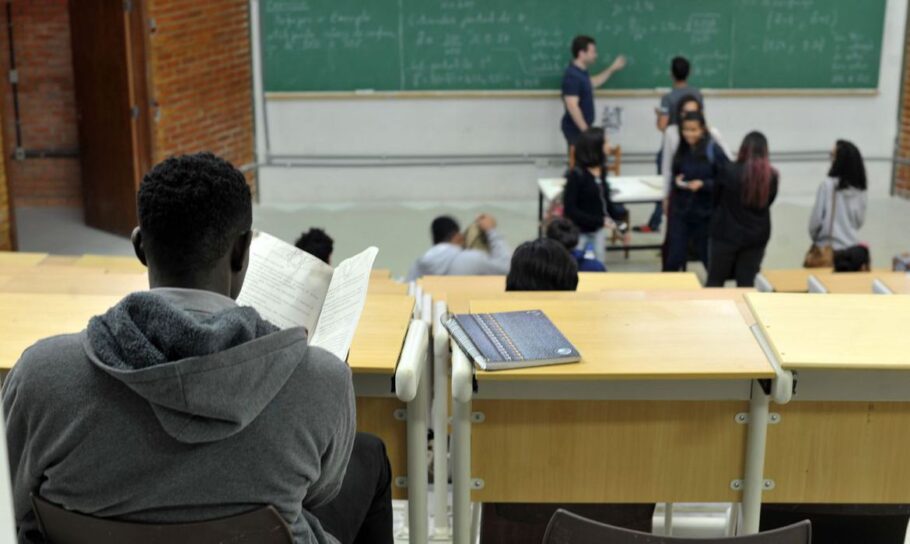 ONGs têm cursos gratuitos de capacitação para jovens em todo o país