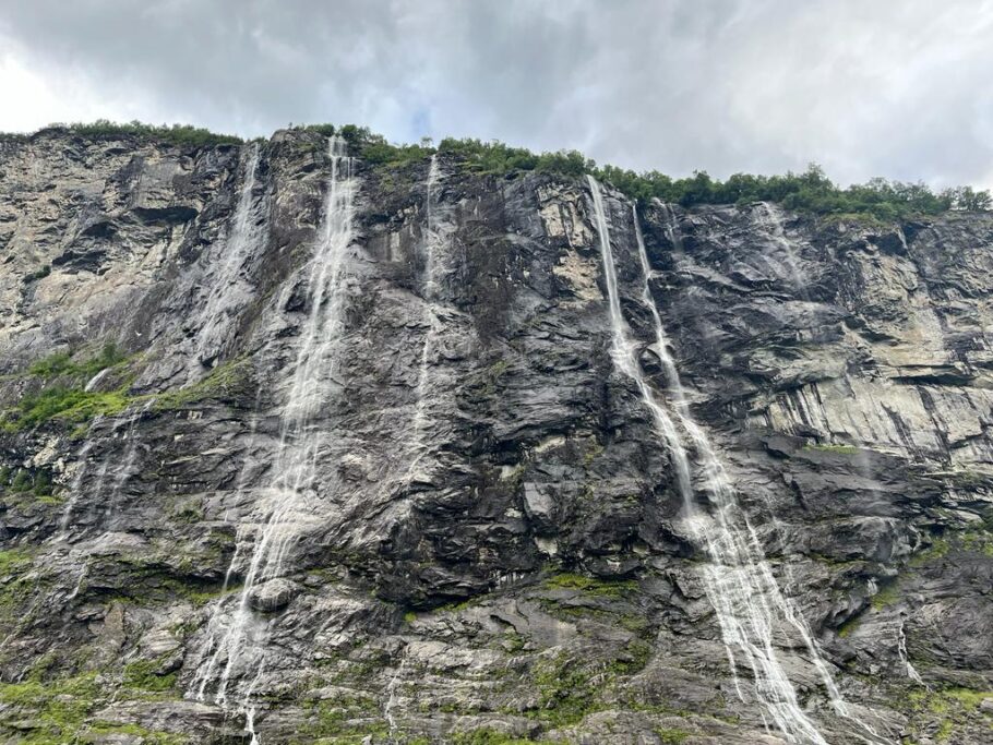 A famosa Cachoeira das Sete Irmãs