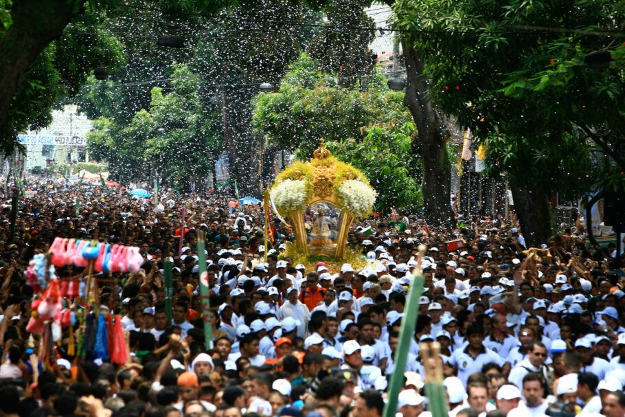 Círio de Nazaré é a maior festa religiosa do Brasil