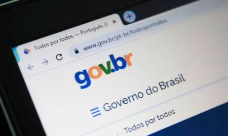Abono salarial 2025 está ativo para trabalhadores nascidos em maio e junho; benefício pode ser verificado via app ou site Gov.br