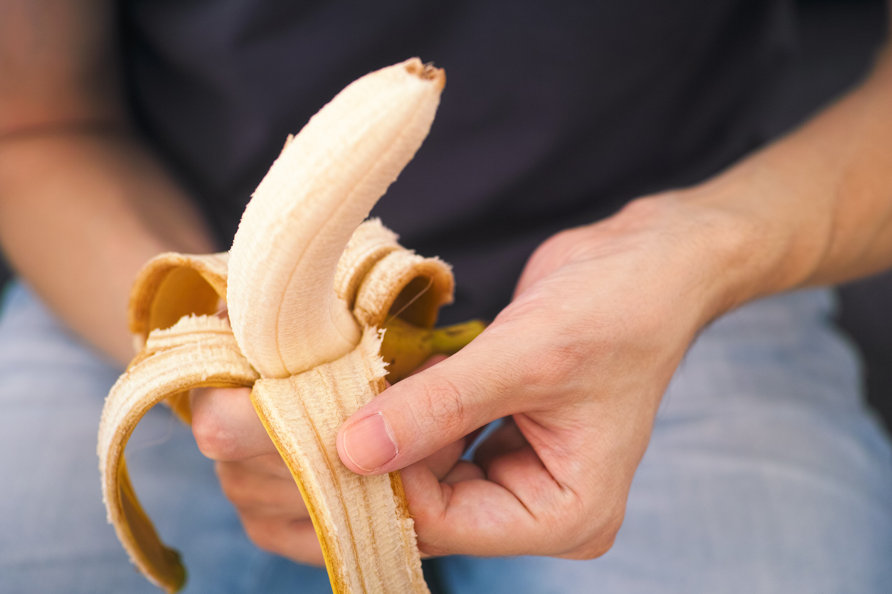 A banana é benéfica para a saúde do coração, fornecimento de energia e muito mais