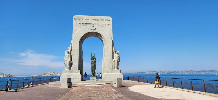 Monumento dedicado aos soldados do leste que morreram durante a primeira Guerra Mundial