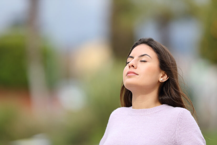 Respiração lenta e profunda pode ajudar a acalmar