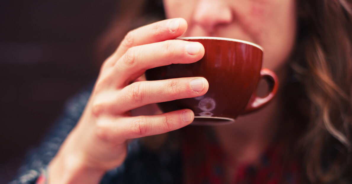 Beber chá preto pode ajudar a controlar diabetes tipo 2