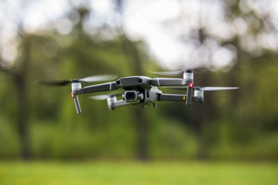 Prefeitura abre inscrições para cursos gratuitos de pilotagem de drone, redes sociais e programação