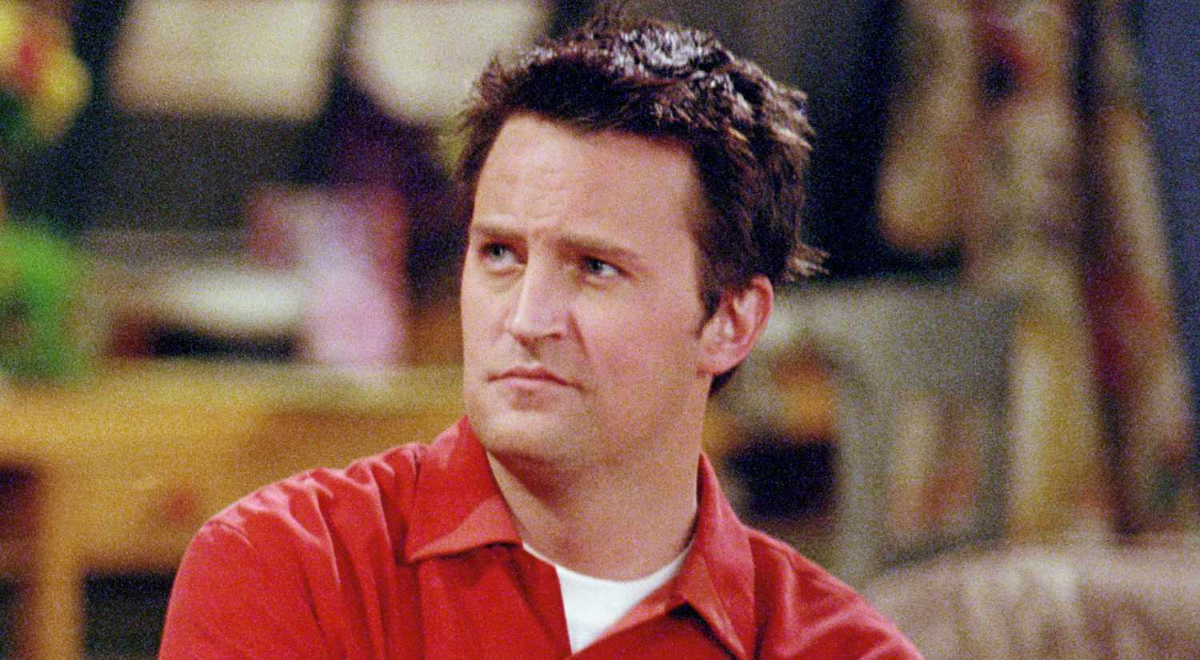 Matthew Perry pediu corte de cena em que Chandler traía Monica em “Friends”