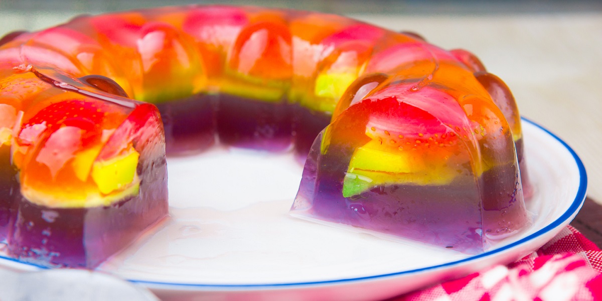 Esta gelatina colorida vai te refrescar neste calorão!