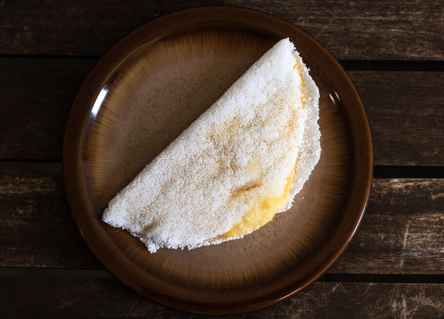 A tapioca é uma farinha típica do norte e nordeste do Brasil e não contém glúten
