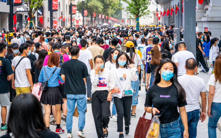 Governo chinês diz que surto de doenças respiratórias ocorre devido ao fim das restrições contra a pandemia de covid-19