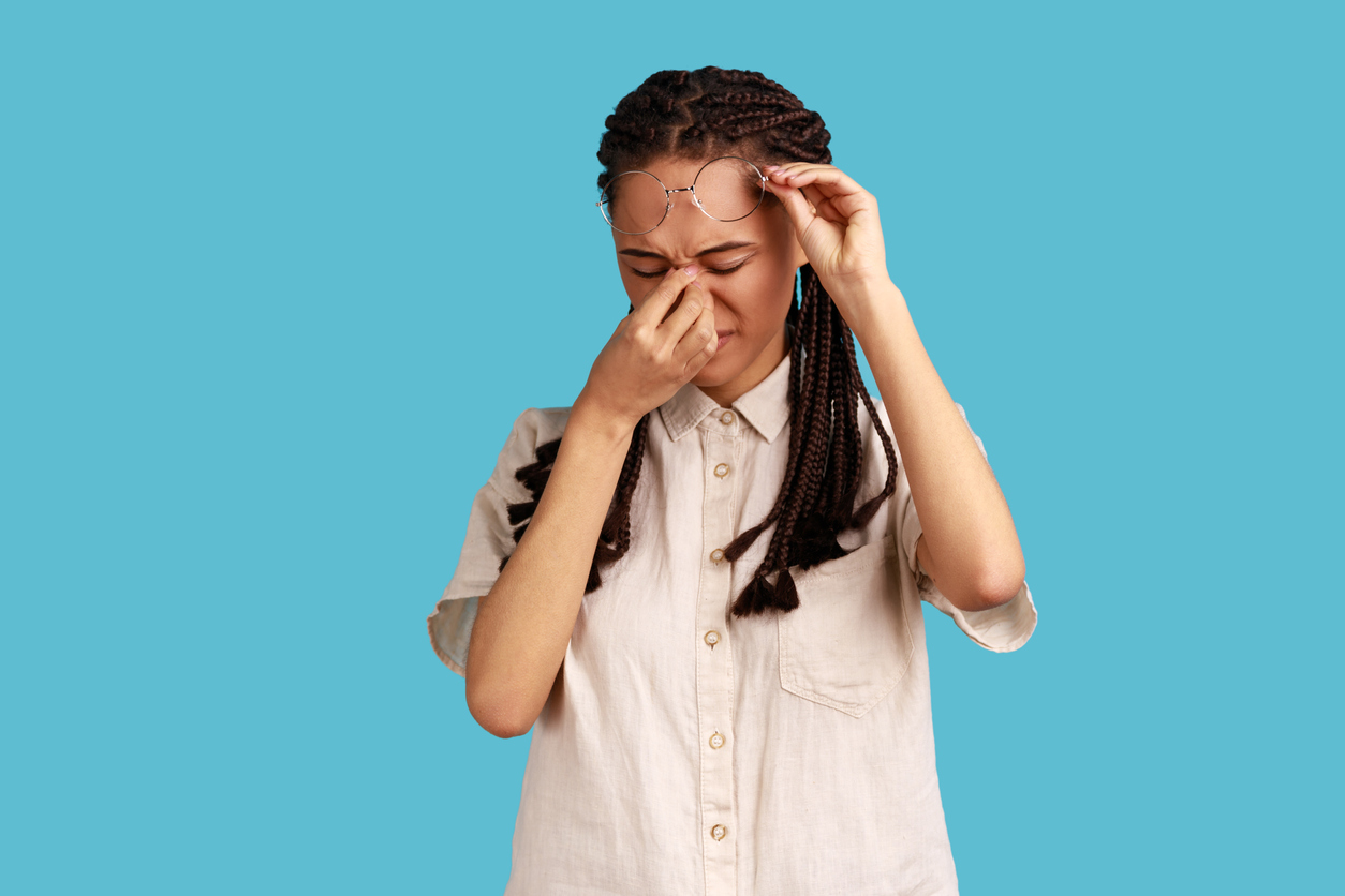 Associadas a diversas causas, tontura pode ser sintomas de doenças mais graves como enxaqueca ou AVC – iStock/Getty Images