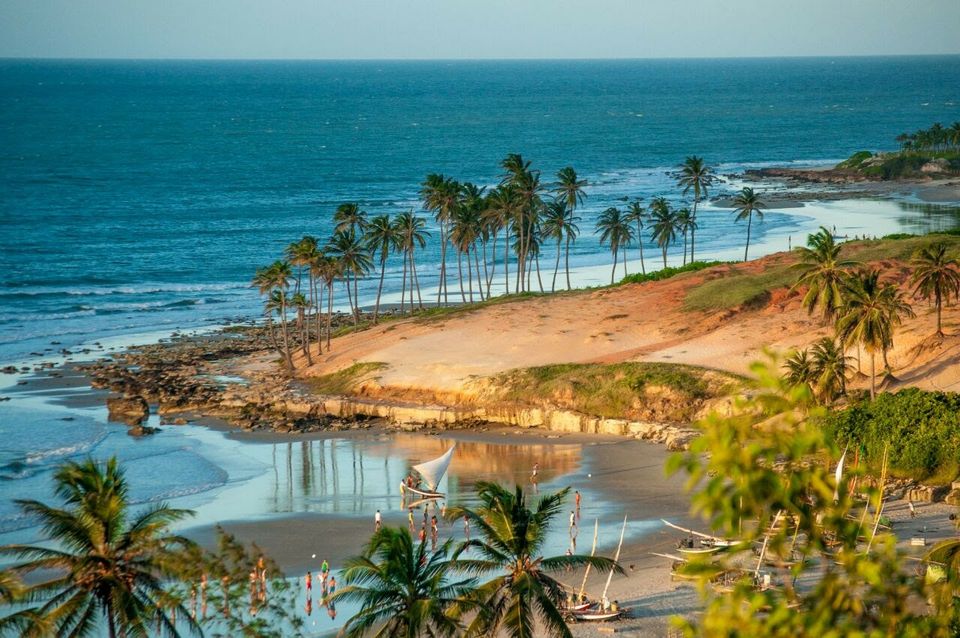 Um dos cartões postais do Ceará é a Praia de Lagoinha, que fica na cidade de Paraipaba, a mais ou menos 50 km de Laguna