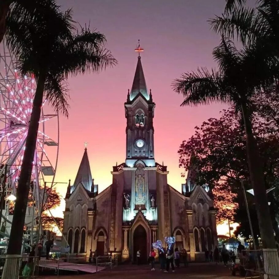 Paróquia de São João Batista, em Laranjal Paulista