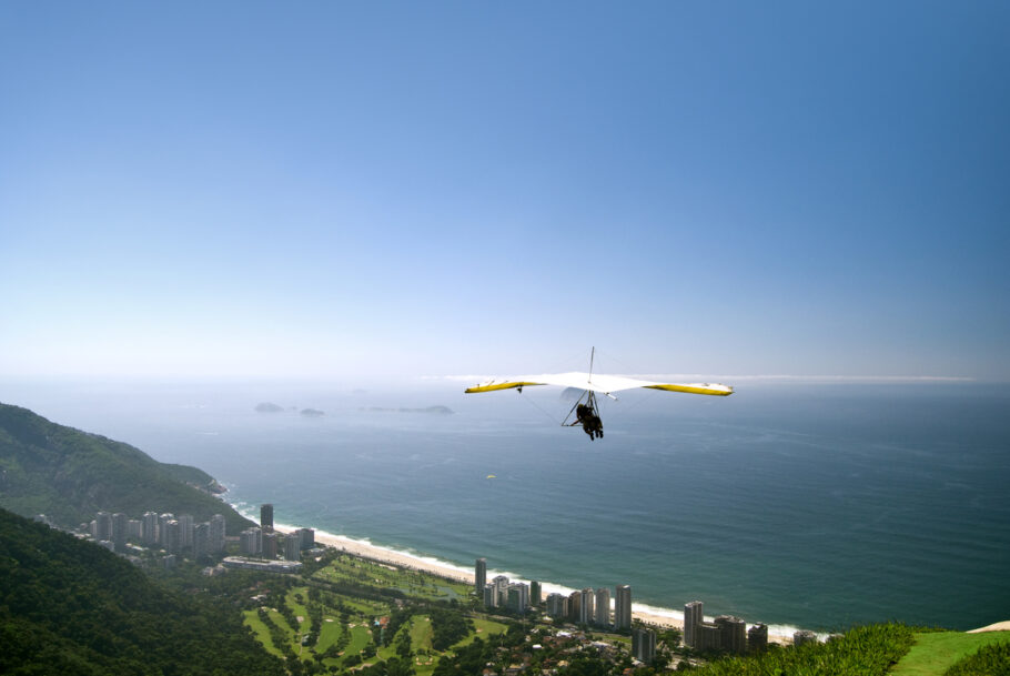 Voar de asa delta no Rio está entre as melhores experiências do mundo