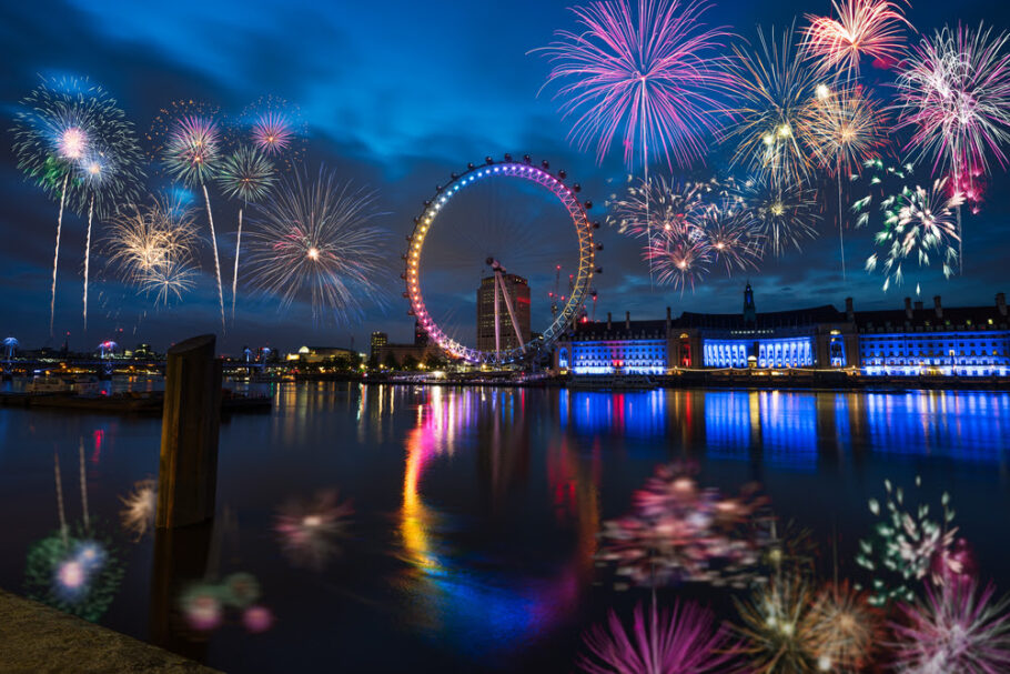 Londres é definitivamente um dos lugares para comemorar a chegada do Ano Novo