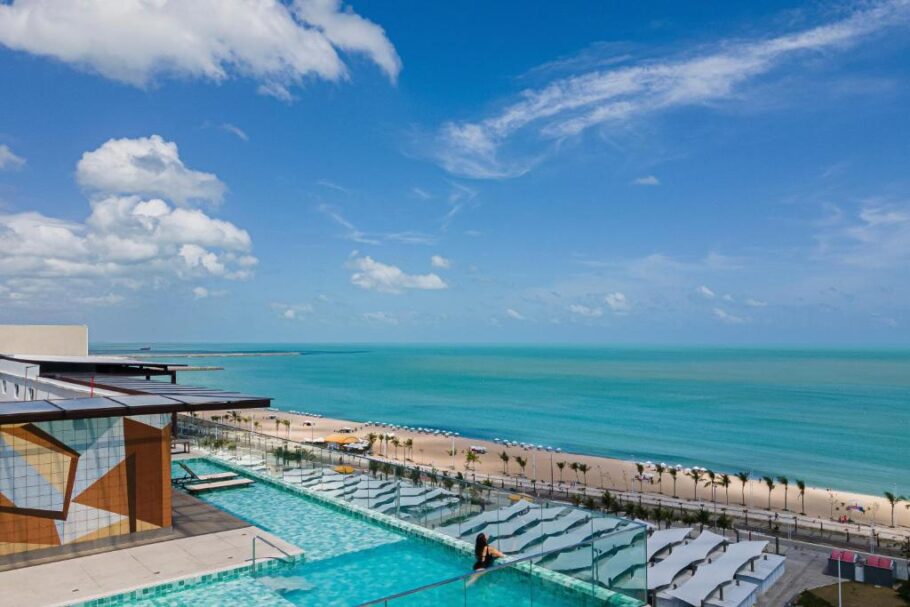 Vista da praia do Meireles, em Fortaleza (CE)