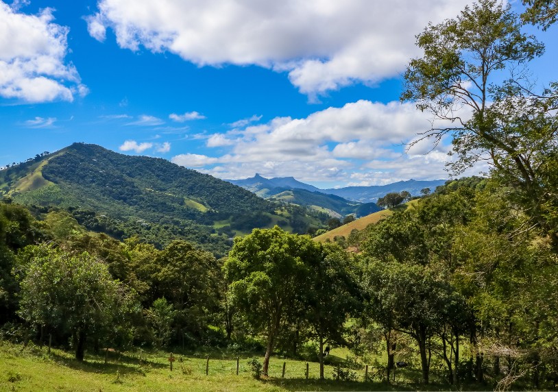 As incríveis paisagens preservadas de Sapucaí-Mirim, na Serra da Mantiqueira