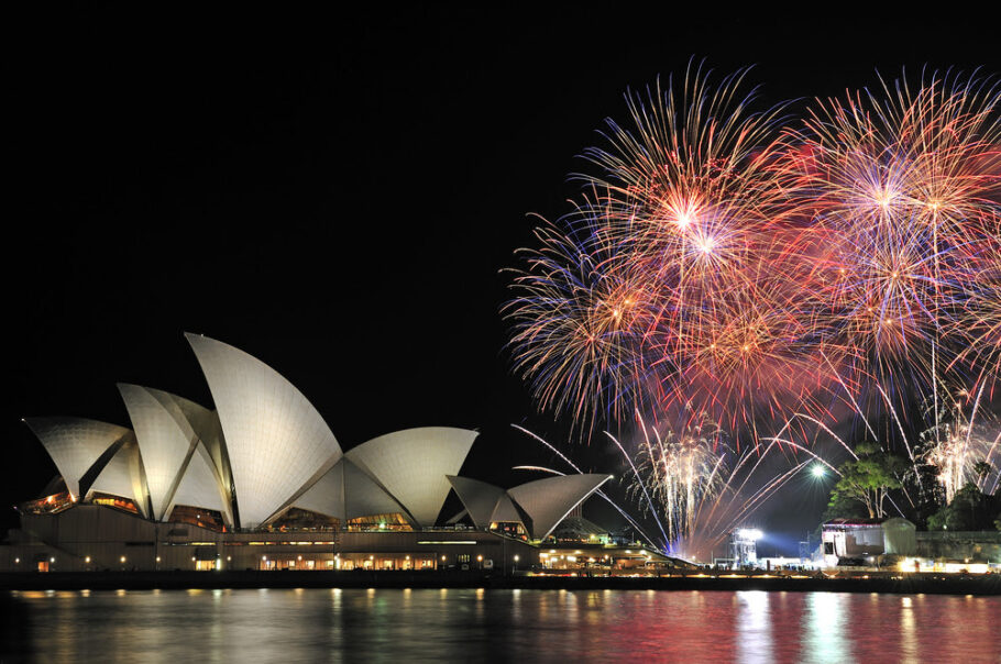 Fogos sobre a Opera House, em Sydney, na Austrália