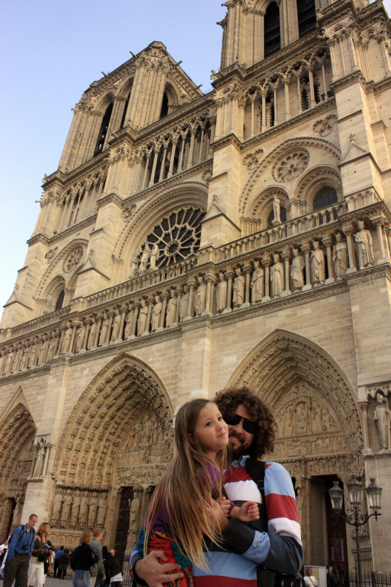 Catedral Notre Dame: mesmo estando fechada, visitamos a fachada. Vale à pena