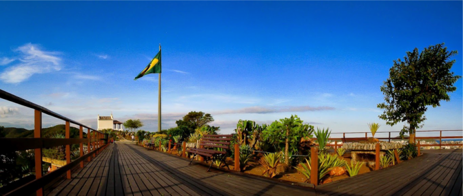 Morro da Guia oferece uma vista de 360º de Cabo Frio