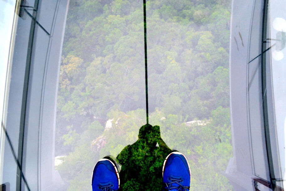 Plataforma de vidro fica a 360 metros de altura do Rio Caí