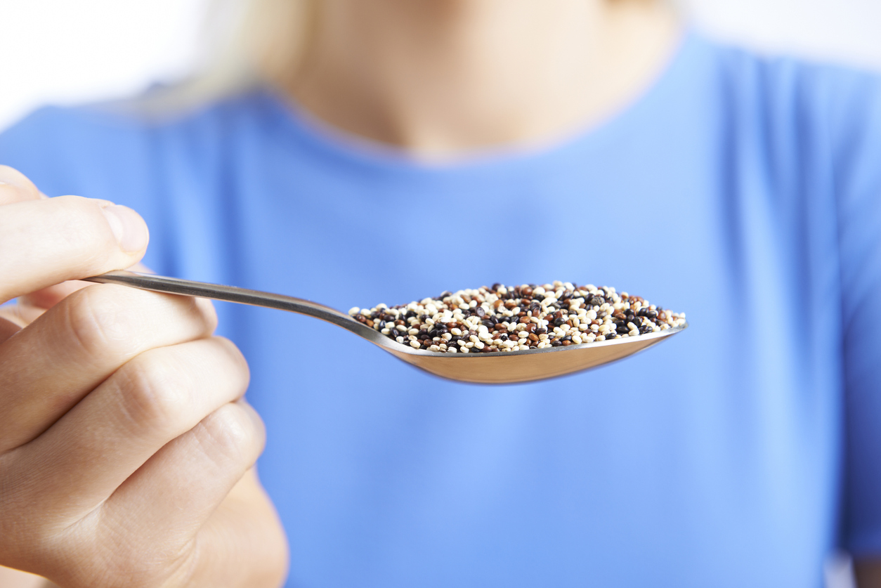 Quinoa ajuda a prevenir anemia e a controlar diabetes; veja mais benefícios da semente