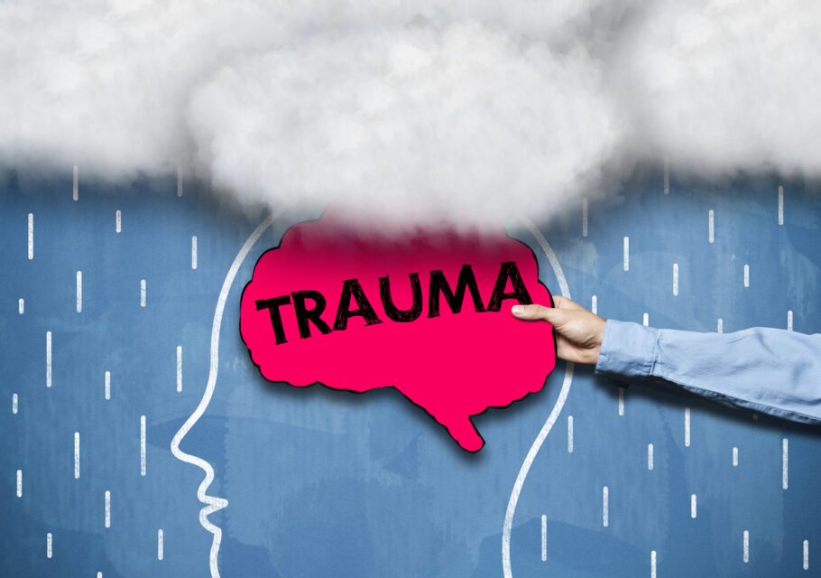 O trauma pode se manifestar de várias maneiras e pode ter um impacto significativo na saúde mental e emocional de uma pessoa