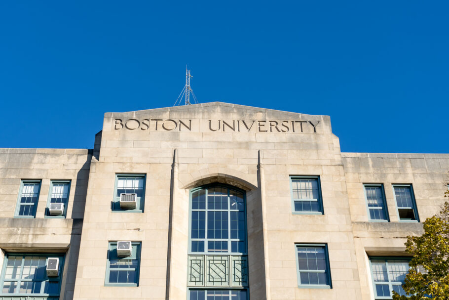 17 cursos gratuitos da Universidade de Boston para fazer agora