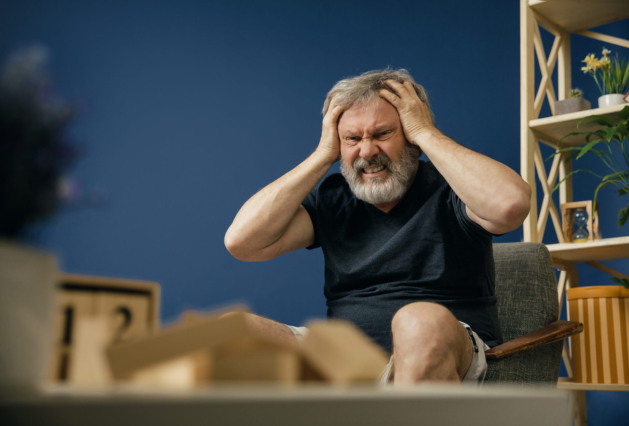 Diminua o risco de alzheimer: como o estresse na meia-idade afeta sua saúde mental