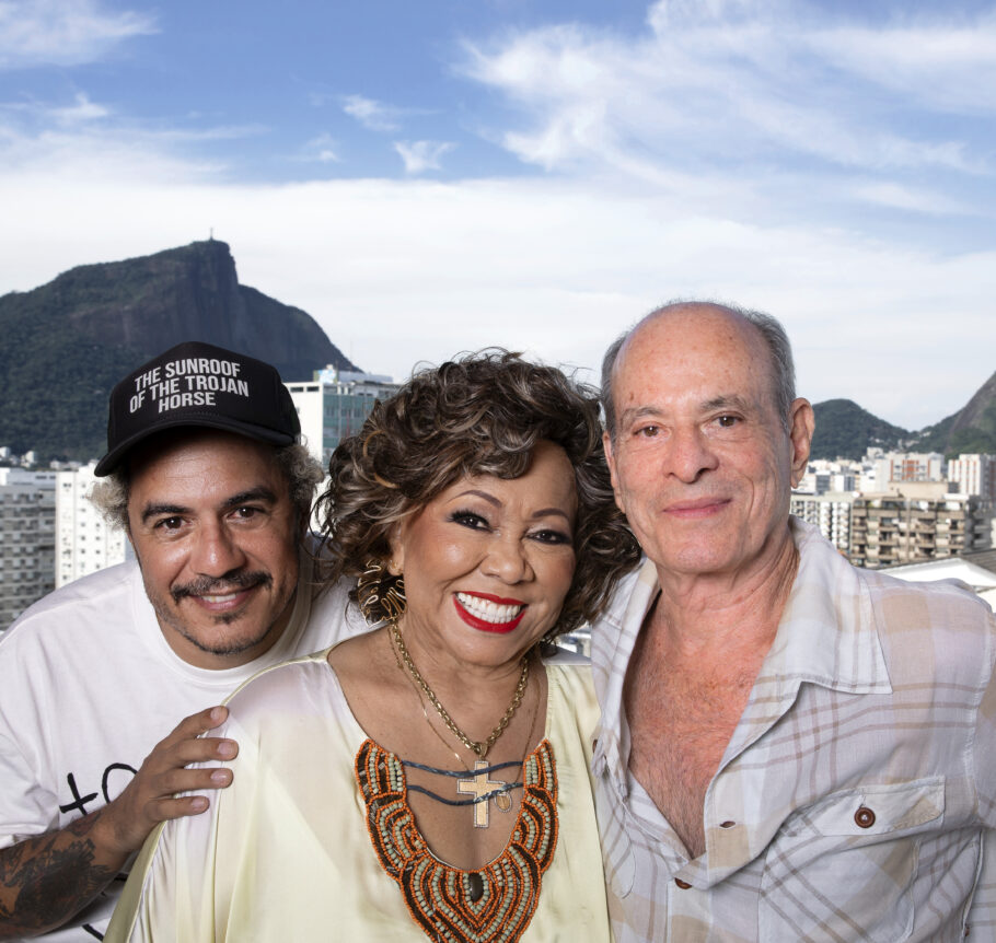 Marcelo D2, Alcione e Ney Matogrosso são alguns dos grandes artistas que vão cantar no I 🖤 PRIO Festival de Inverno
55-21-981828775
