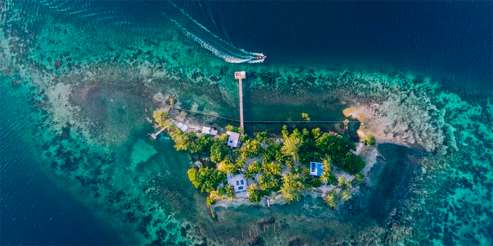 A ilha Coral Caye pode acomodar de 2 a 10 convidados, e as crianças são muito bem-vindas