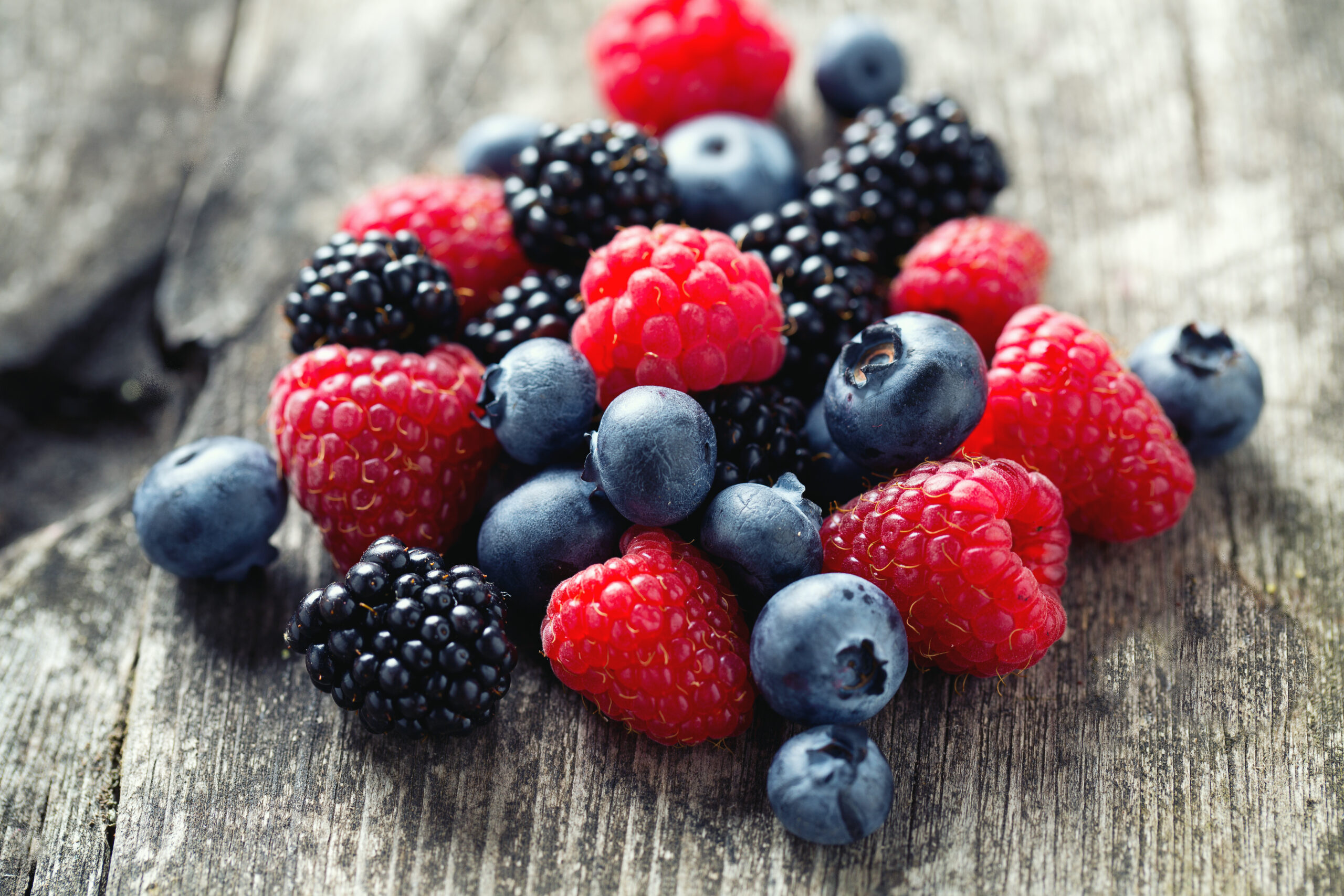Veja mais benefícios das frutas vermelhas à saúde