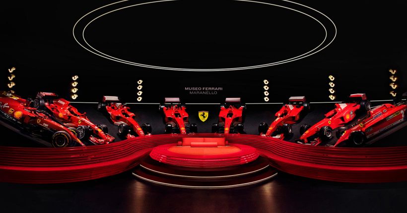 A cama foi feita com o mesmo couro dos assentos da Ferrari