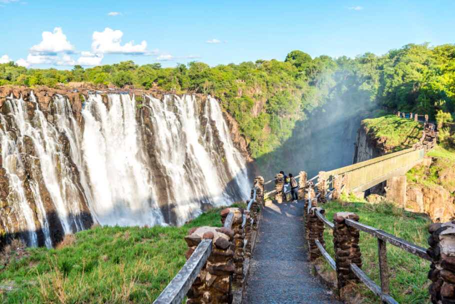 Escadaria que dá acesso o mirante da Victoria Falls