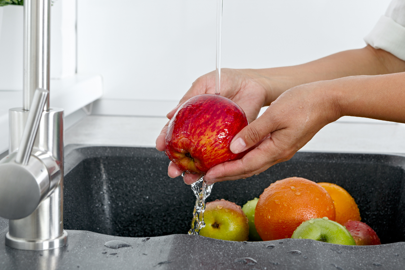 Como lavar uma maçã? Veja a forma recomendada por Harvard