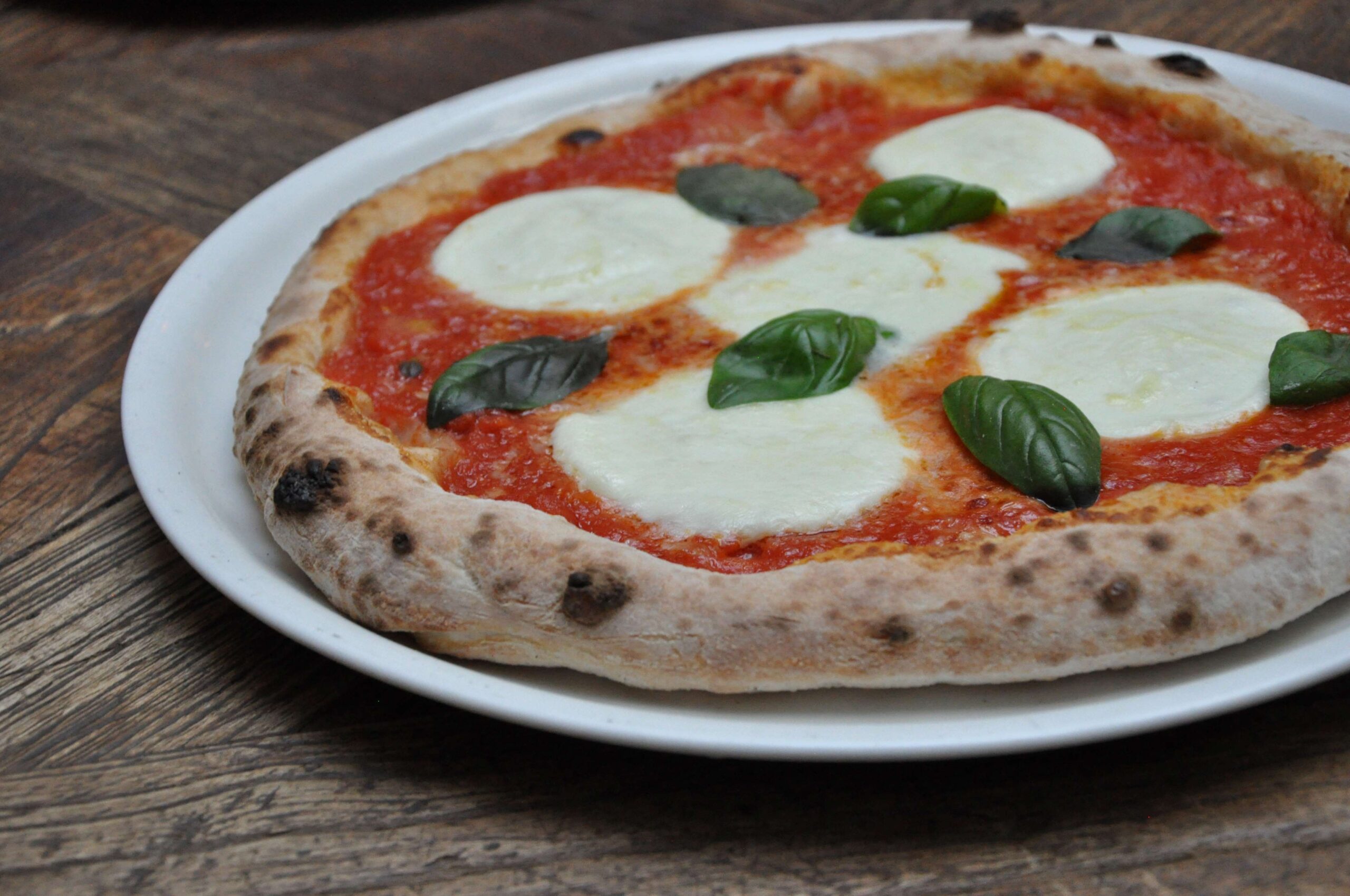 A Settimana della Pizza é uma ótima oportunidade para experimentar pizzas autênticas de todas as regiões da Itália e aprender mais sobre a cultura gastronômica italiana