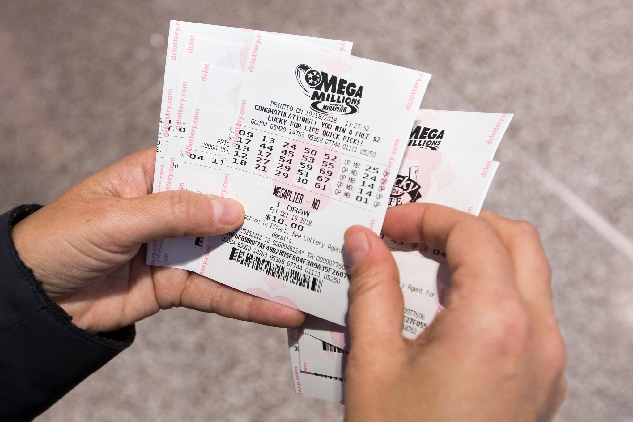 A Mega Millions é uma das maiores loterias do mundo e é comum ela ter prêmios que ultrapassam 1 bilhão de reais
