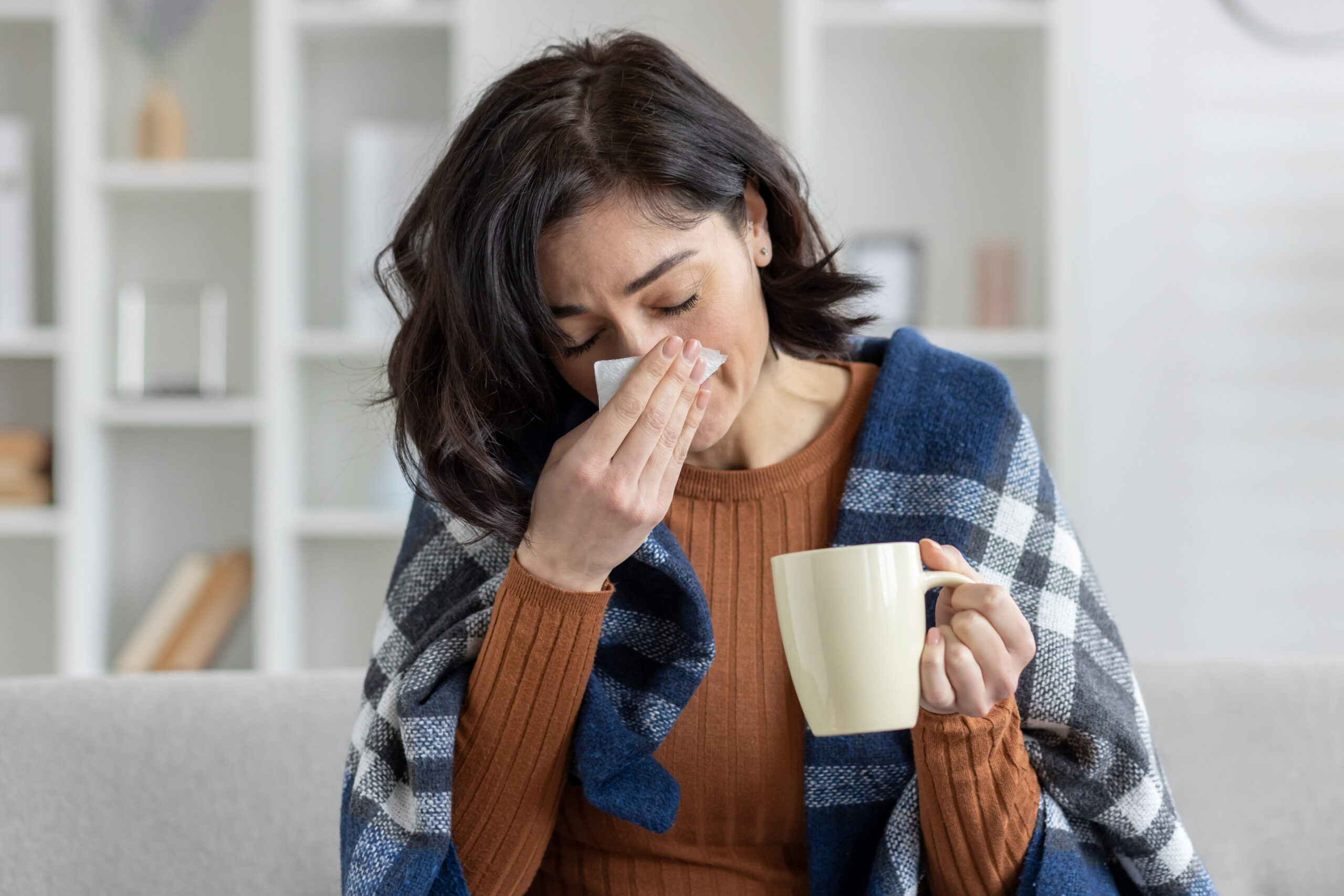 Os sintomas de pneumonia silenciosa podem imitar outras condições respiratórias