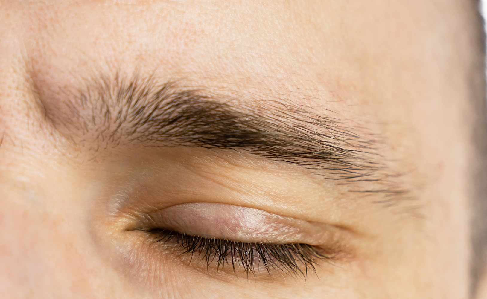 O que as sobrancelhas indicam sobre sua saúde?