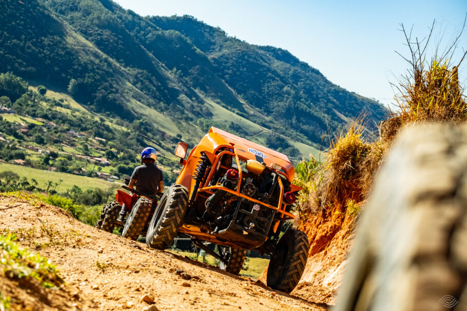 Para os aventureiros, passeios de off road são ideais